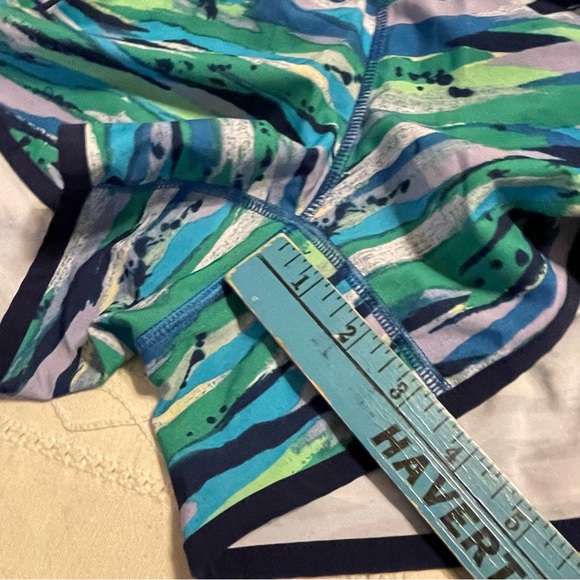 Lululemon Tracker Shorts Seven Wonders Multi Hero Blue Pattern Print Athletic 6 - Picture 8 of 9